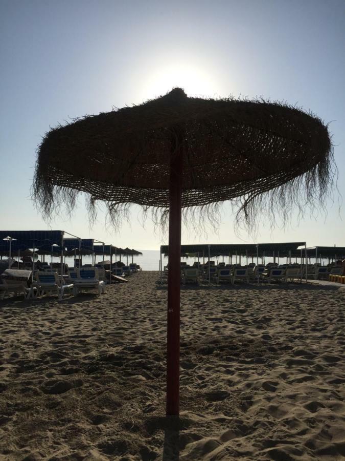 Sur Suites Lubina Fuengirola Bagian luar foto